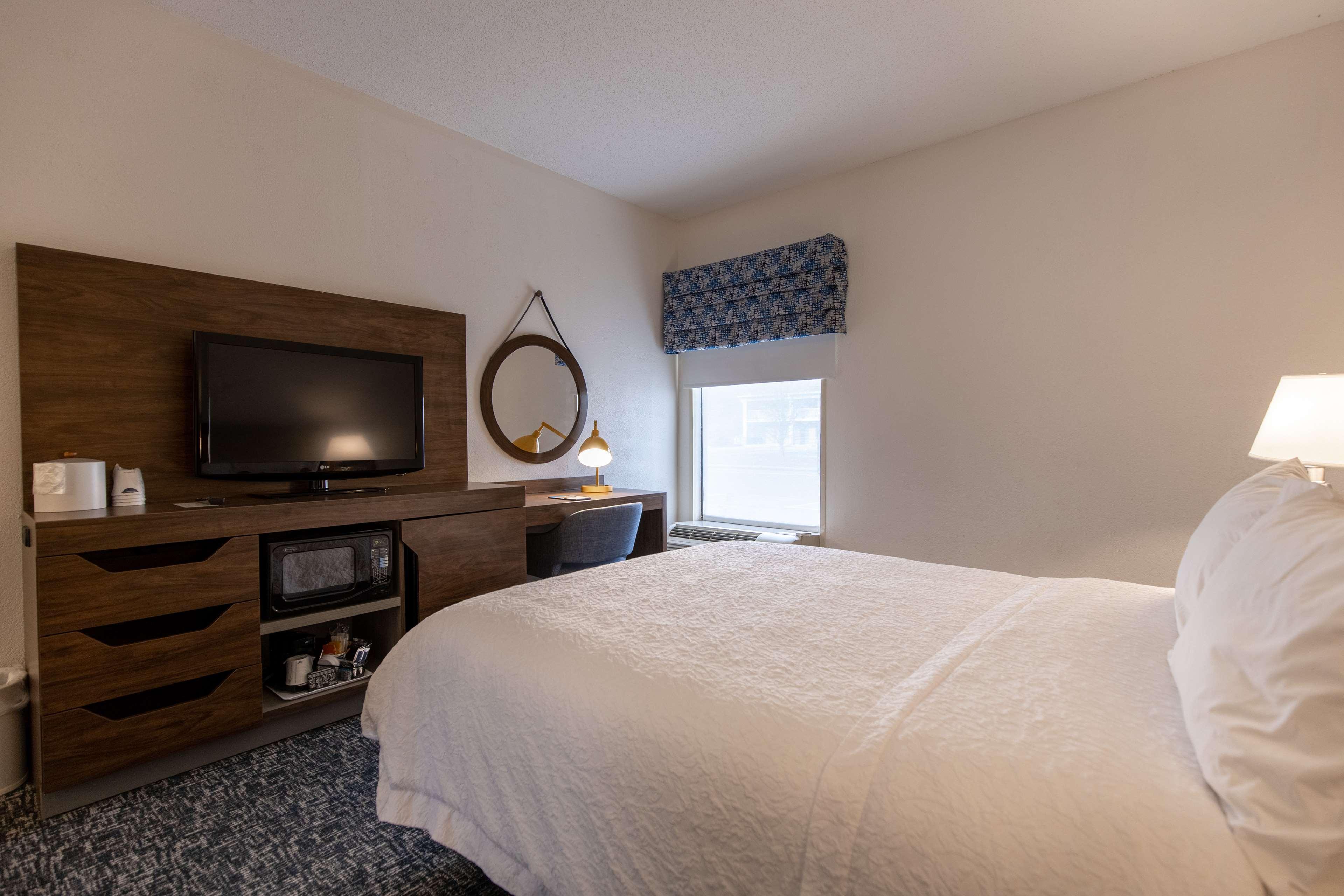 Hampton Inn By Hilton Of Kuttawa Eddyville Exterior photo